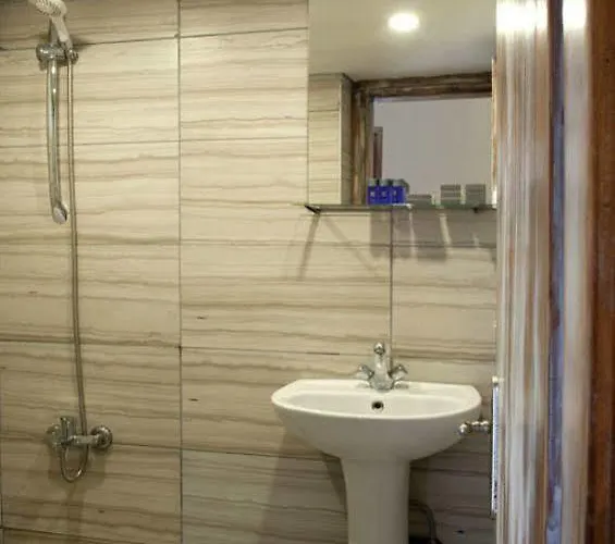 Haspeyma Otel מלון 2*